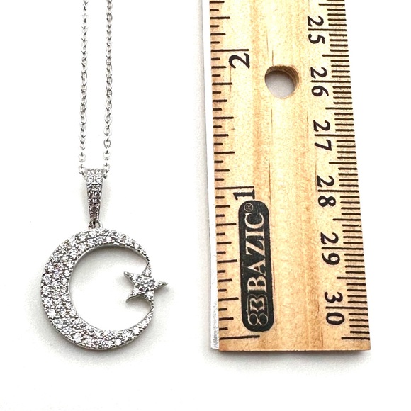 925 Solid Sterling Silver Moon & Star Pendant Necklace - Picture 3 of 8